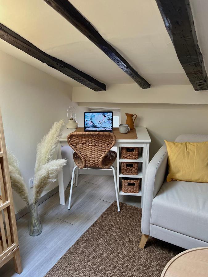 Apartment Charming In The Heart Of
